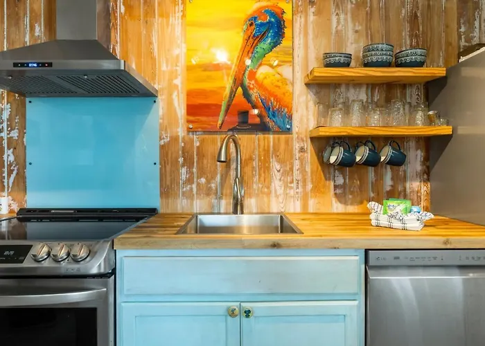 Gone Coastal Laguna Beach Pet Friendly